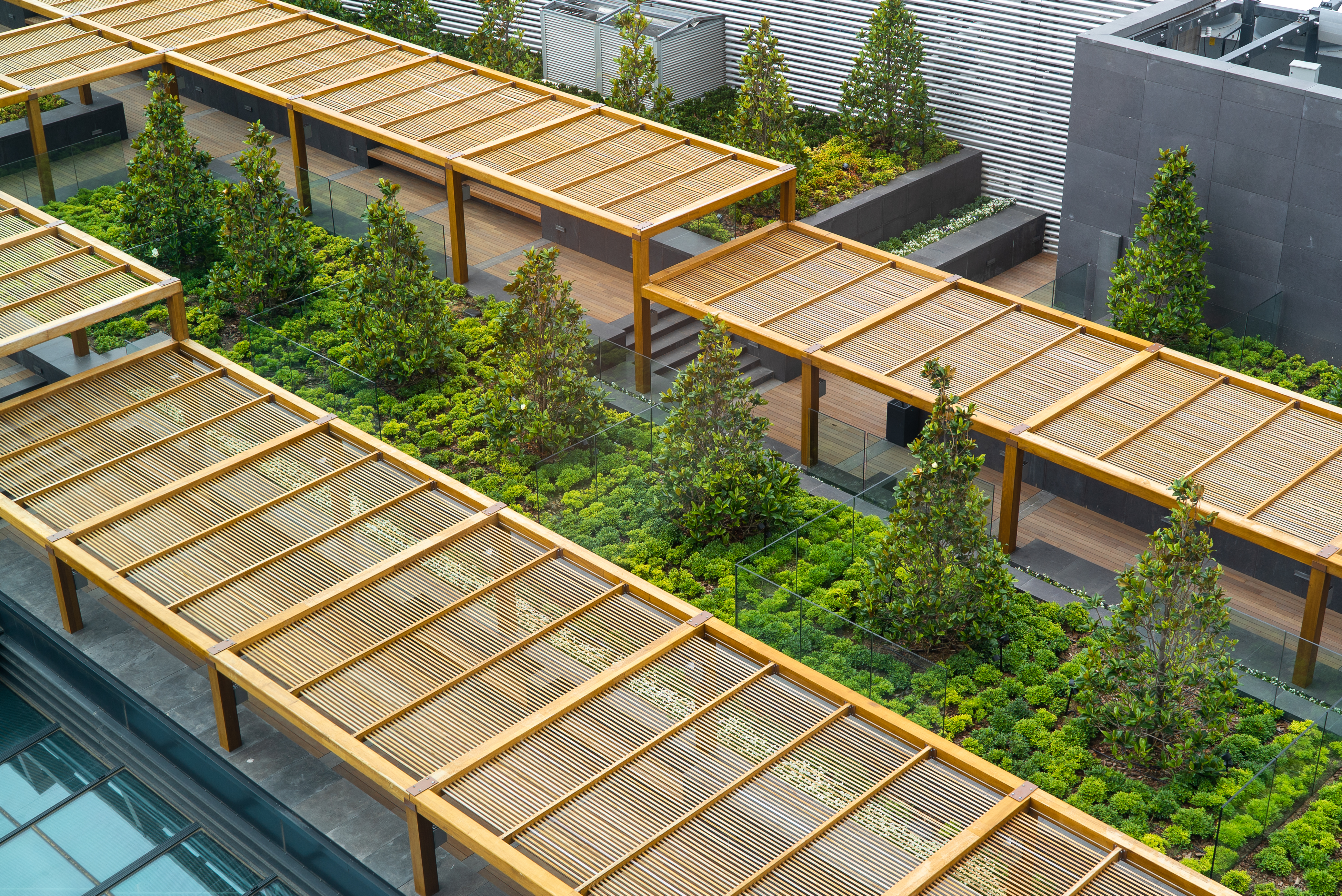 Emaar / Nova-Iroko Decking & Pergola